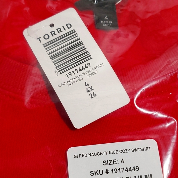 ❤️NWT VINTAGE TORRID SWEATSHIRT - CHRISTMAS HOLIDAY NAUGHTY & NICE - COZY FLEECE - Picture 9 of 13